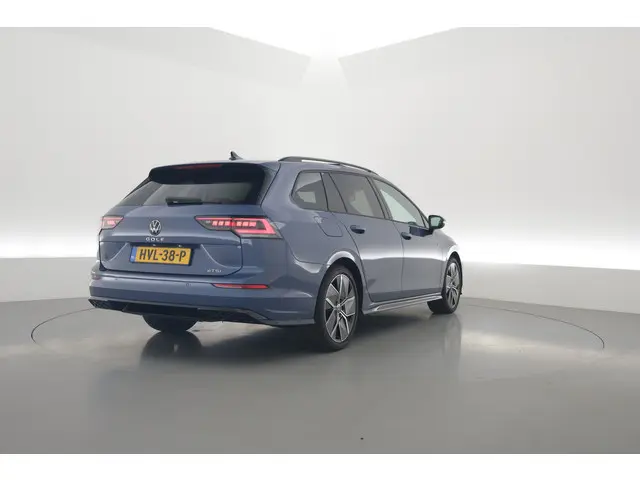 Volkswagen Golf 2