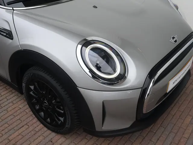 MINI Cooper Mini 1.5 Camden Edition 2023 Benzine 40