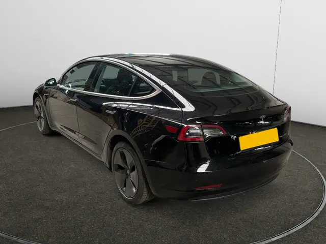 Tesla Model 3 Long Range AWD 75 kWh 2019 Elektrisch 23