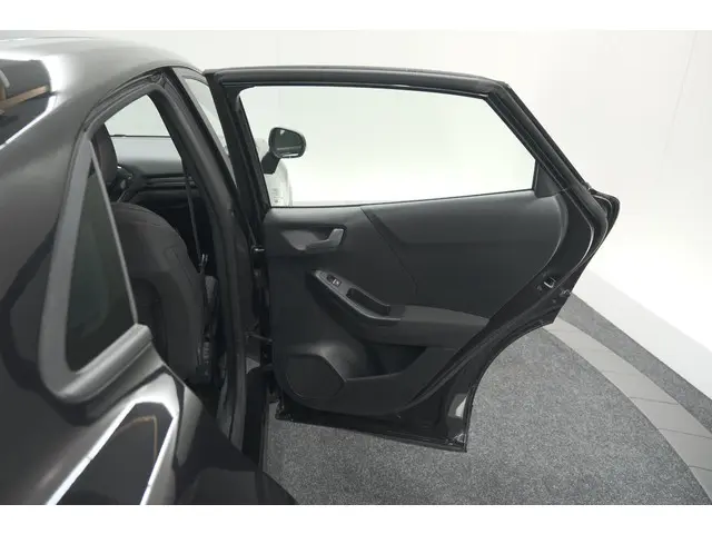 Ford Puma 1.0 EcoBoost Hybrid ST-Line 2021 Benzine 60