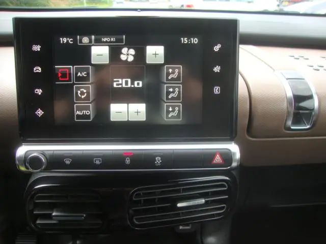 Citroën C4 Cactus 1.2 PureTech Shine ( NAVI ) 2016 Benzine 17