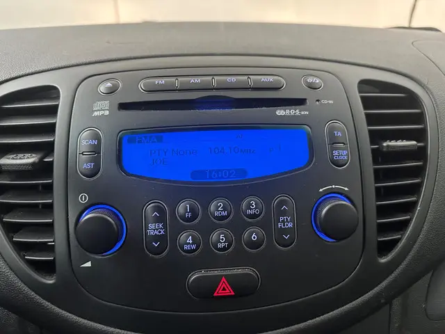 Hyundai i10 1.0 i-Drive Cool # Airco # Lmv # Nap 2012 Benzine 11