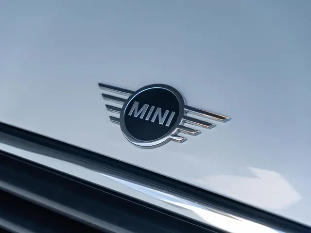 MINI 3-Deurs Cooper 2021 Benzine 14