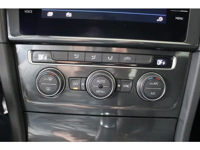 Volkswagen Golf 1.5 TSI Comfortline 2020 Benzine 14