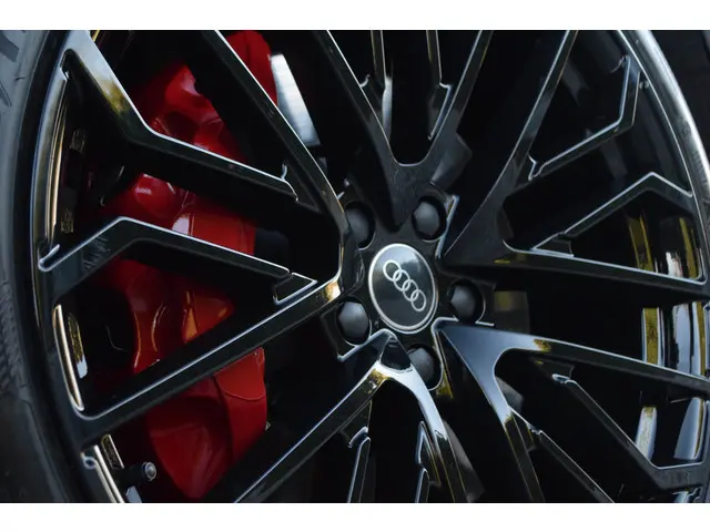 Audi A6 Avant 50 TFSI e Quattro 2024 Hybride Benzine 19