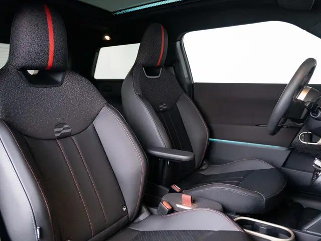MINI 3-Deurs Cooper E 2024 Elektrisch 10