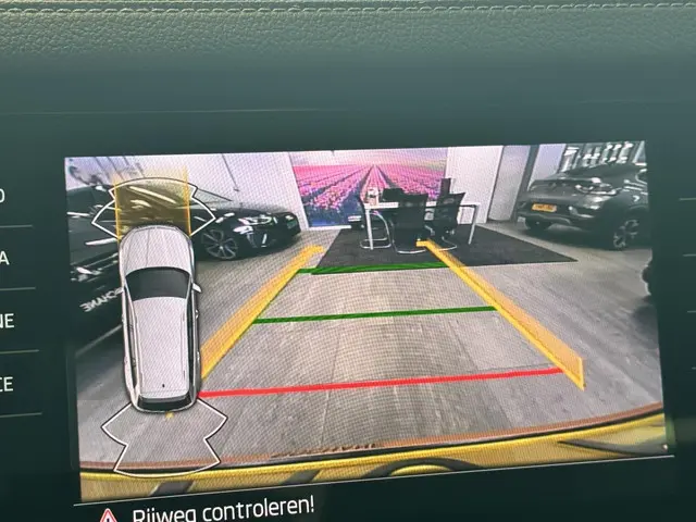 Škoda Kodiaq 1.5 TSI Business Edition 2022 Benzine 38