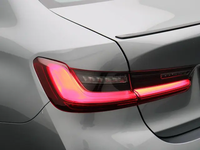 BMW 3 Serie Sedan 320e 2025 Hybride Benzine 9