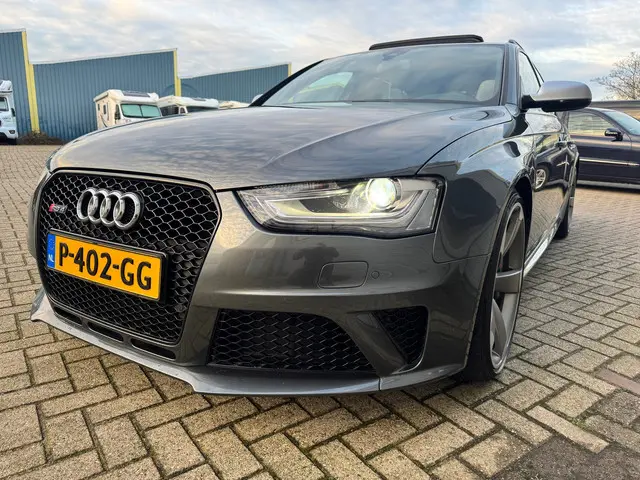 Audi RS4 A4 Avant 4.2 FSI quattro 2013 Benzine 9