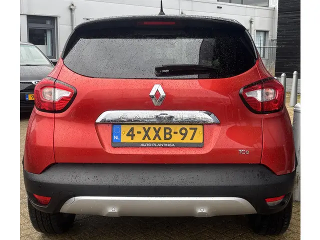 Renault Captur 0.9 TCe Helly Hansen 2014 Benzine 5