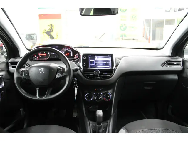 Peugeot 208 1.4 VTi Active 2012 Benzine 8