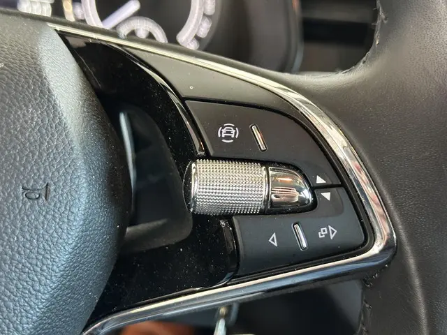 Škoda Kamiq 1.0 TSI Ambition 2021 Benzine 21