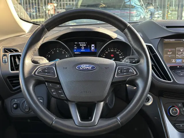 Ford C-MAX 1.5 Titanium 2016 Benzine 8