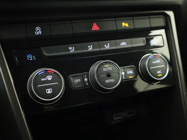 Volkswagen T-Roc 1.0TSI/115PK Style 2019 Benzine 24