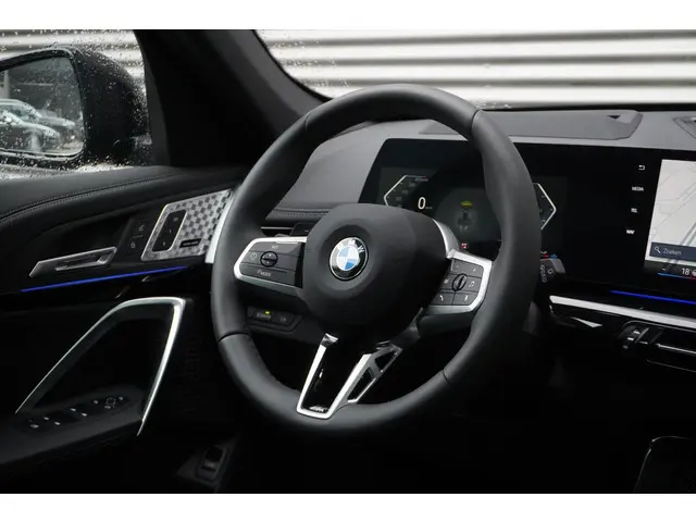 BMW X1 xDrive23i 2025 Benzine 25