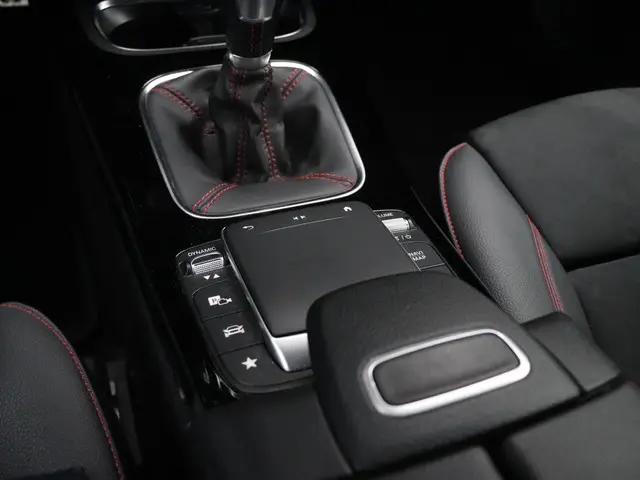 Mercedes-Benz A-Klasse 160 2020 Benzine 22