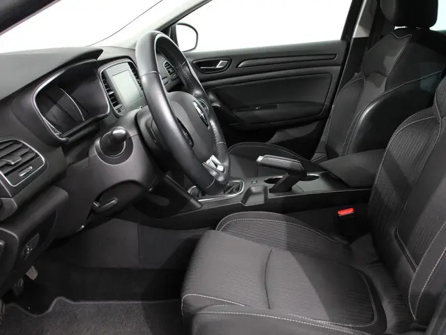 Renault Mégane 1.2 TCe Limited 2017 Benzine 9