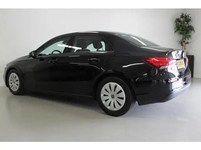 Mercedes-Benz A-Klasse 180 2020 Benzine 5