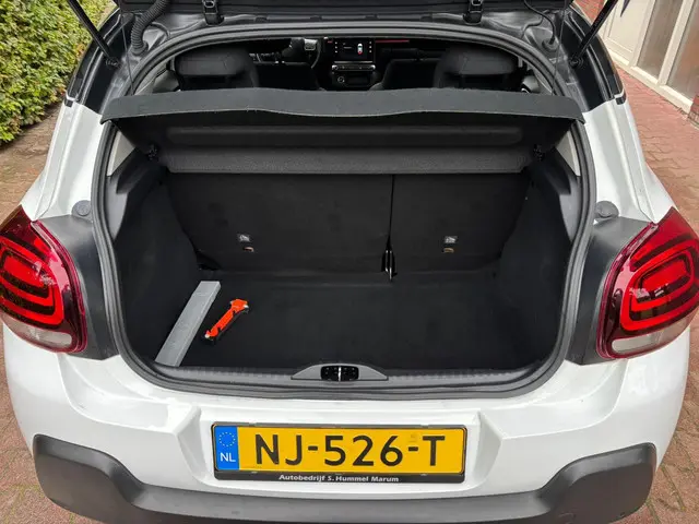 Citroën C3 1.2 PureTech S&S Shine 2017 Benzine 14