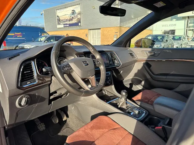 SEAT Ateca 1.4 EcoTSI Xcellence 2018 Benzine 3