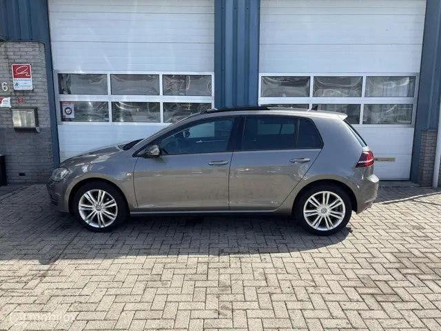 Volkswagen Golf 1.4 TSI Highline 2013 Benzine 11