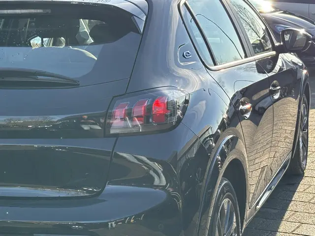 Peugeot e-208 EV Active Pack 50 kWh 2022 Elektrisch 17