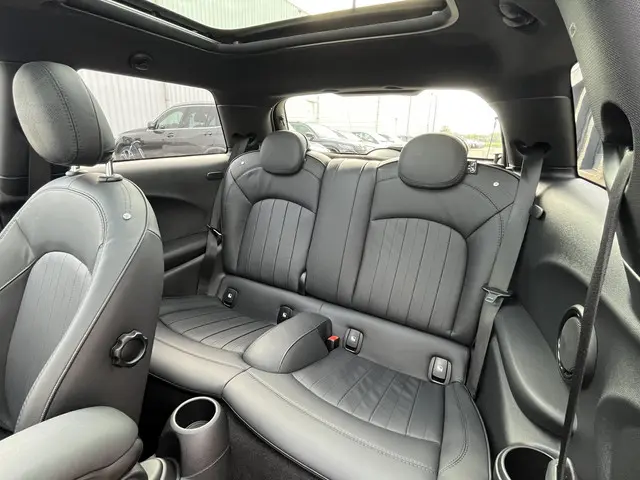 MINI Cooper Mini 2.0 John Works Essential 2021 Benzine 18