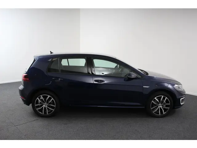 Volkswagen e-Golf Edition 2019 Elektrisch 29