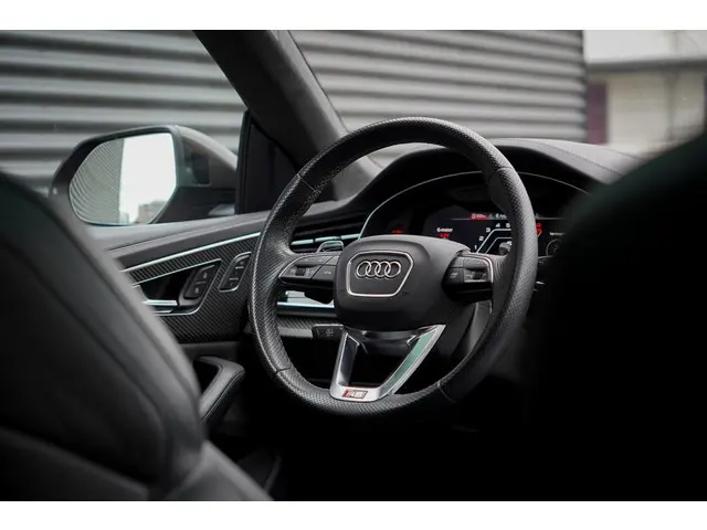 Audi RSQ8 4.0 TFSI Q8 quattro 2021 Benzine 34