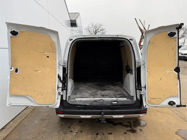 Nissan Townstar 1.3 TCe 130PK 2022 Benzine 11