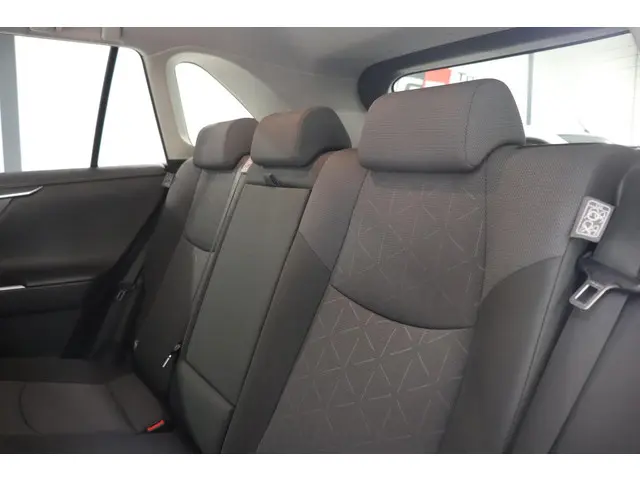 Toyota RAV4 2.0 VVT-iE Active Limited, 2020 Benzine 12