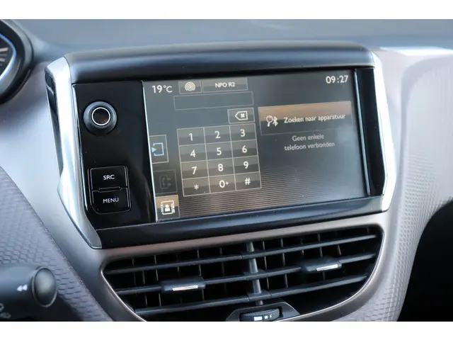Peugeot 2008 1.2 Automaat Allure 2016 Benzine 25