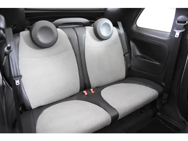 Fiat 500C TwinAir Lounge *Leer*Cabrio*Airco* 2012 Benzine 23