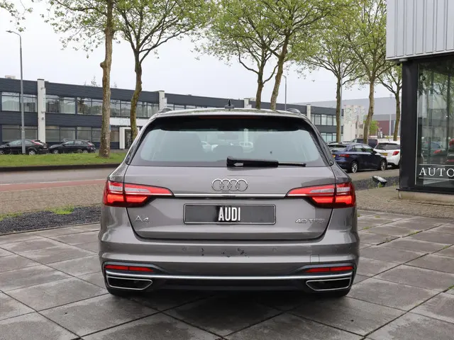 Audi A4 Avant 40 TFSI Advanced Edition 2020 Benzine 4