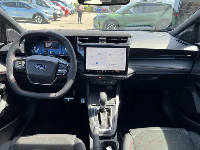 Ford Puma 1.0 EcoBoost Hybrid ST-Line X 2025 Benzine 23