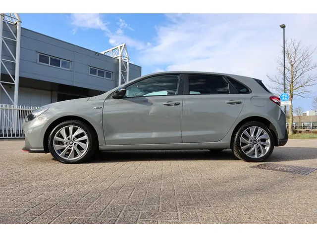 Hyundai i30 1.0 T-GDI Premium N-Line 2019 Benzine 7