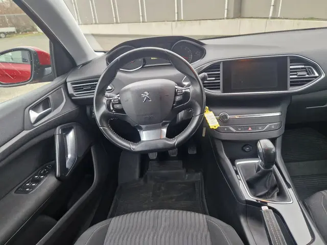 Peugeot 308 1.2 VTi Active 2014 Benzine 10