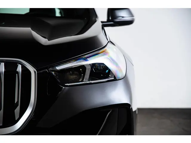 BMW X1 xDrive30e 2024 Hybride Benzine 25