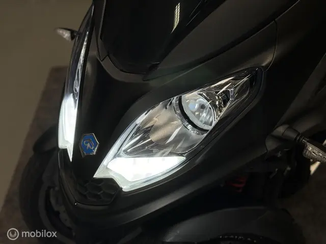 Piaggio MP3 300 HPE Sport 2022 Benzine 22