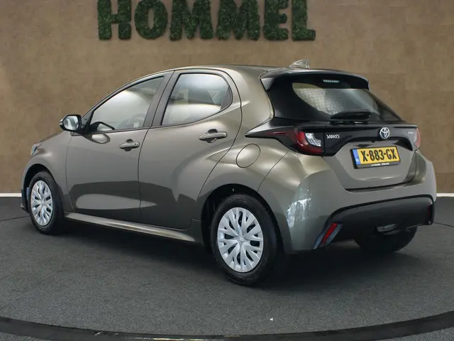 Toyota Yaris 1.5 Hybrid Active 2023 Hybride Benzine 14