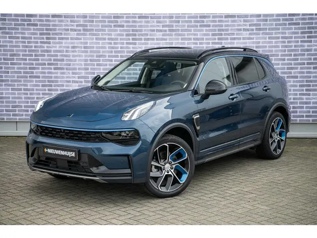 Lynk & Co 01 1.5 Plug-in Hybrid 2023 Hybride Benzine 13