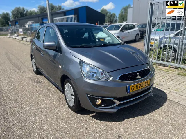 Mitsubishi Space Star 1.0 Cool+ 2019 Benzine