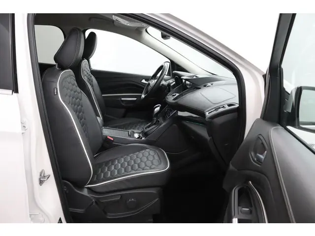 Ford Kuga Vignale 2019 Benzine 27