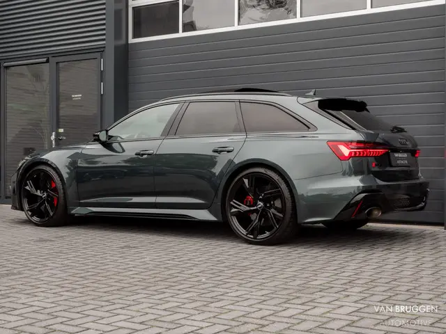 Audi RS6 4.0 TFSI Quattro 2021 Benzine 13