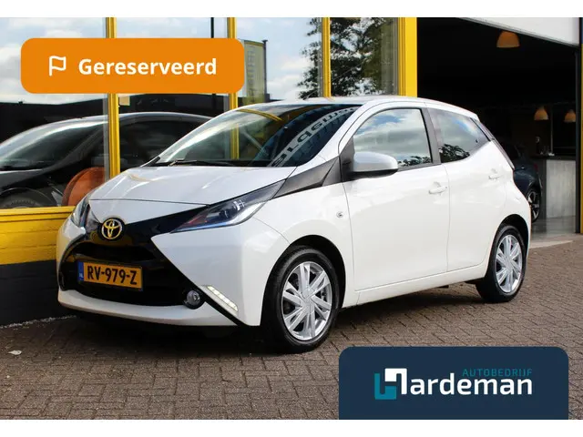 Toyota Aygo 1.0 VVT-i x-play Automaat Camera 2017 Benzine
