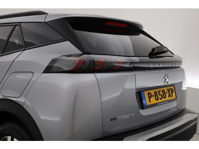 Peugeot e-2008 EV Allure 50 kWh 2021 Elektrisch 30