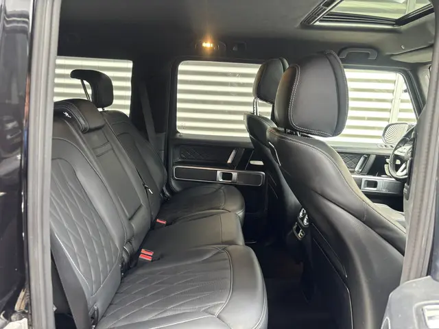 Mercedes-Benz G-Klasse 500 2023 Benzine 10