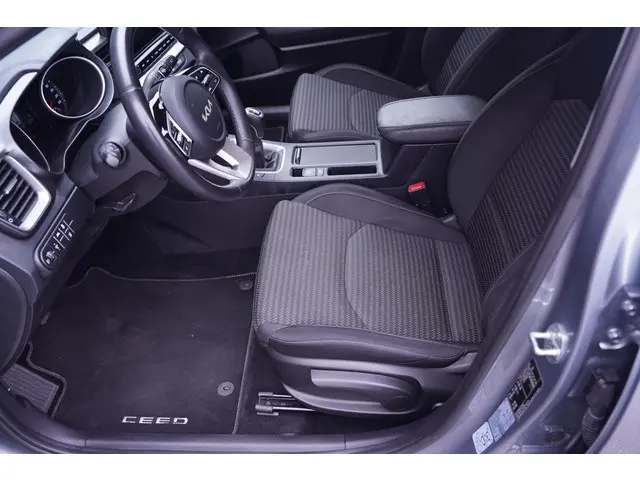 Kia Ceed Sportswagon 1.0 T-GDi DynamicLine 2022 Benzine 28
