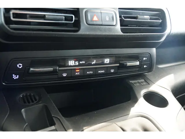 Opel Combo Tour 1.2 Turbo L2H1 Edition 7p. 2020 Benzine 16