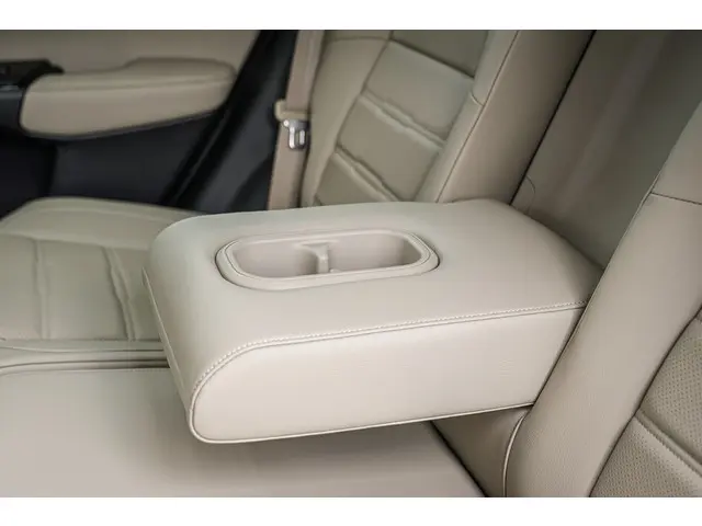 Honda CR-V 1.5i VTEC EXECUTIVE TURBO 2019 Benzine 38